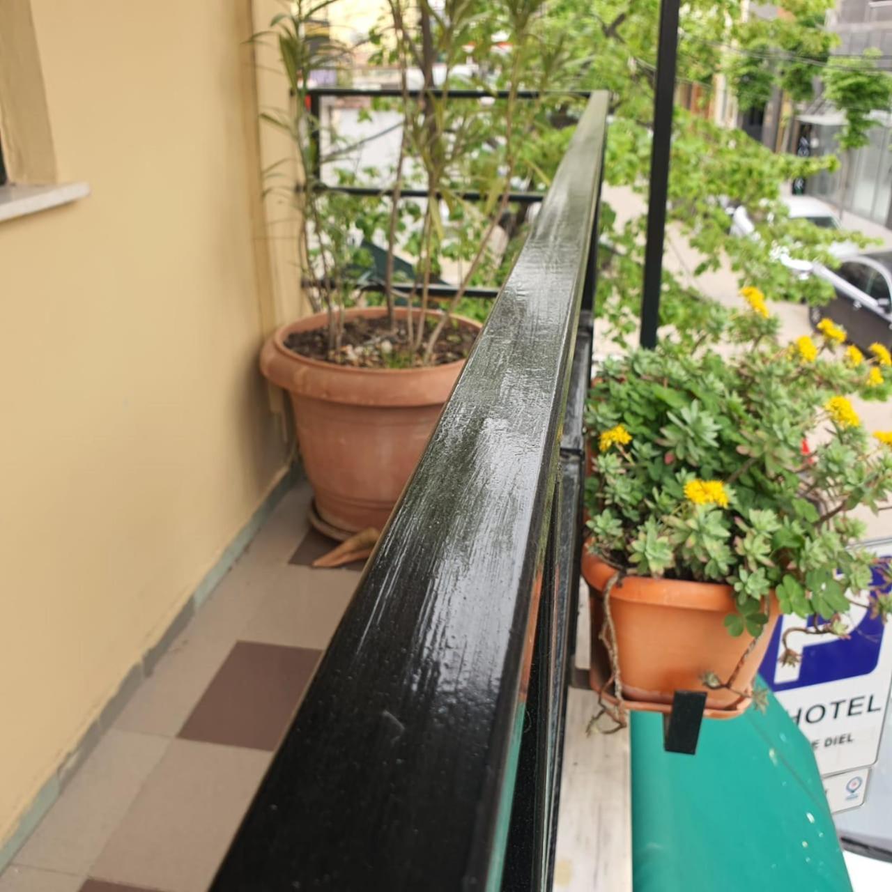 Quick Stop Hotel Тирана Экстерьер фото