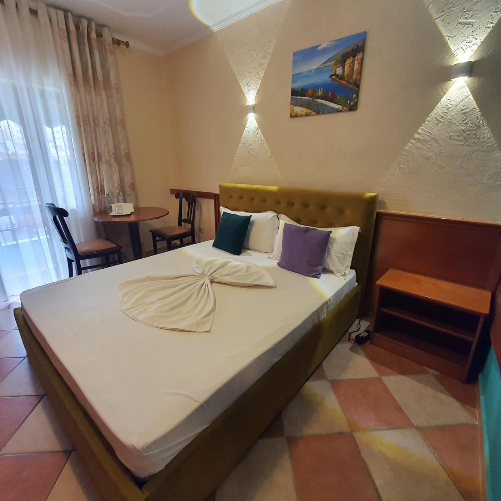 Quick Stop Hotel Тирана Экстерьер фото