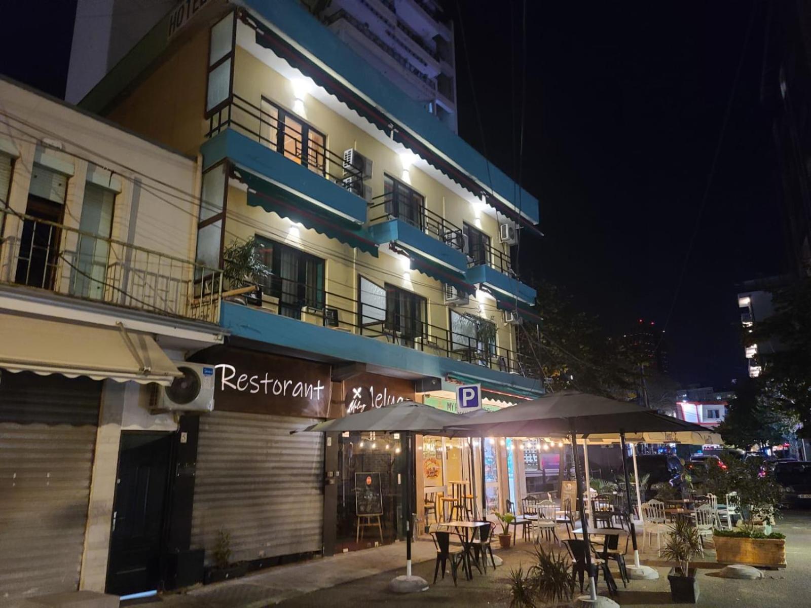 Quick Stop Hotel Тирана Экстерьер фото
